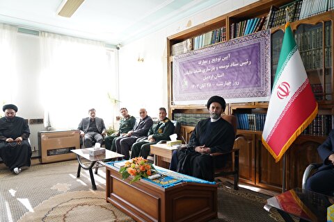 «زکی‌الله خوشبخت» به عنوان رئیس جدید ستاد توسعه و بازسازی عتبات عالیات استان اردبیل معرفی شد و از خدمات ارزنده  «اسفندیار هوشیار» در دوران مسئولیت این ستاد قدردانی بعمل آمد.